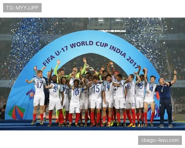 意大利U17队挺进欧洲锦标赛决赛，青年军稳健表现点燃足球新希望