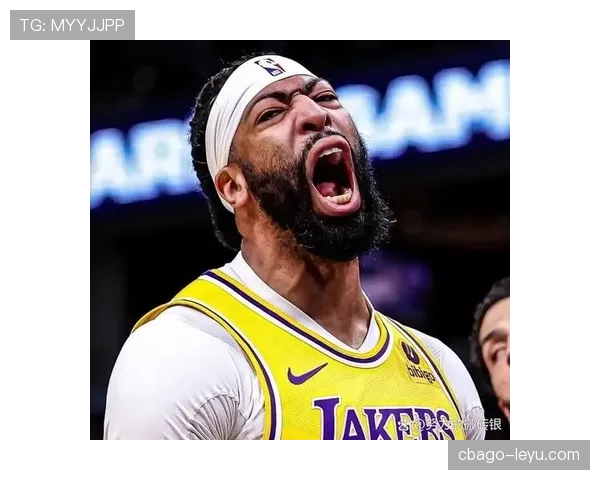 戴维斯技术特点对比同位置球员表现分析 戴维斯技术特点对比同位置球员表现分析