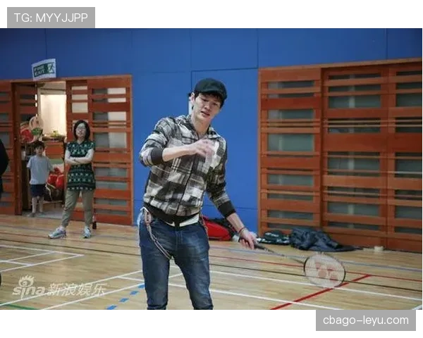 鲍春来退役后住的别墅，比他打球时广告拍的还多